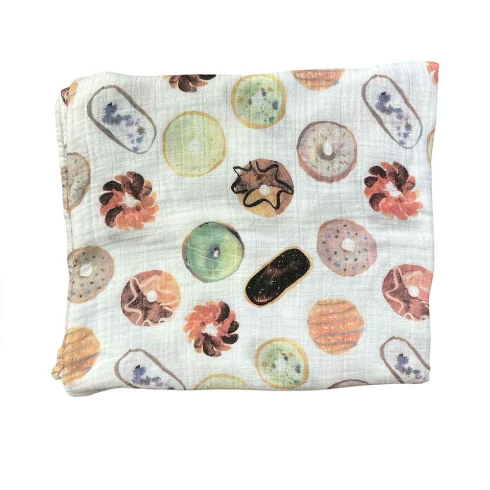 Lulujo Donut Muslin Swaddle Blanket